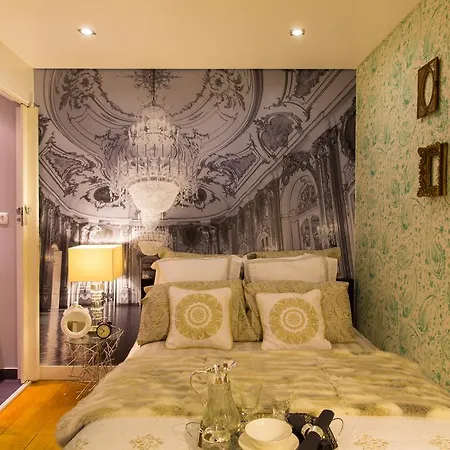 Lisbon4real: Deluxe 1br In Principe Real شقة Lisboa