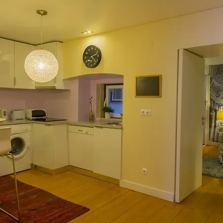 Lisbon4real: Deluxe 1br In Principe Real شقة